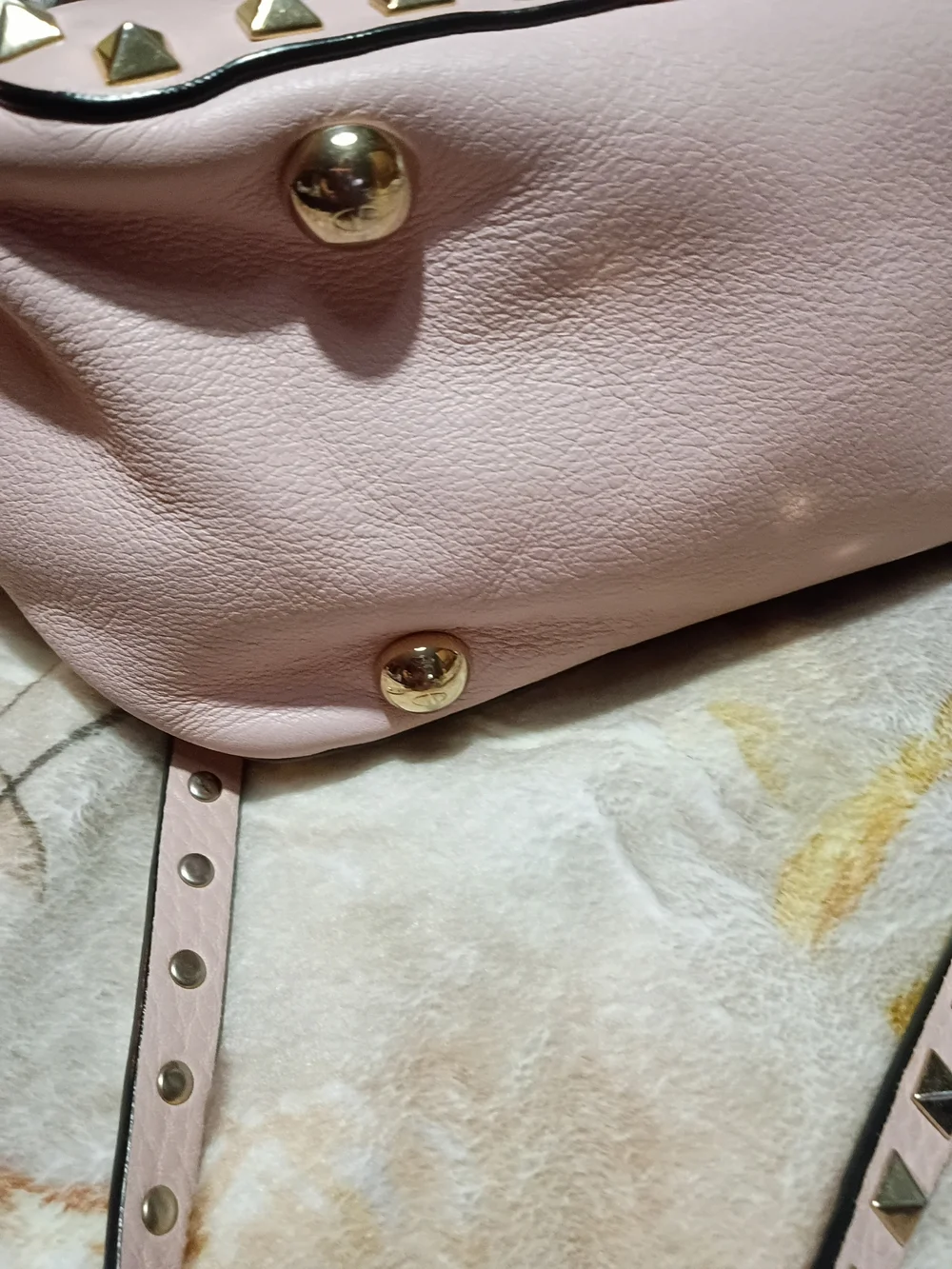 Valentino Garavani Pale Pink Leather Shoulder Bag with Gold Rockstuds
